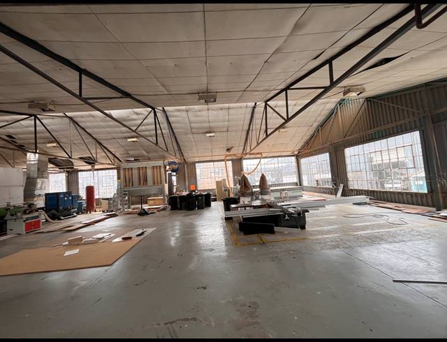 1,192M² WAREHOUSE TO LET IN SEBENZA